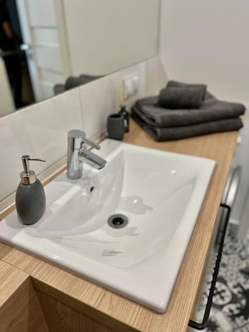 Smart Apartment Ogrodowa Варшава Екстериор снимка