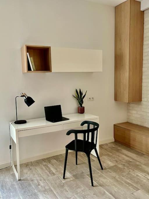 Smart Apartment Ogrodowa Варшава Екстериор снимка