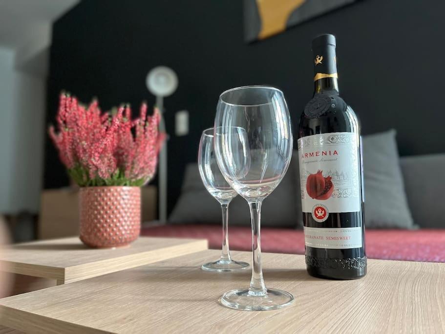 Smart Apartment Ogrodowa Варшава Екстериор снимка